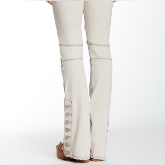 Free People Skylar Button Cuff Flare Jeans Sequoia - Picture 4 of 14